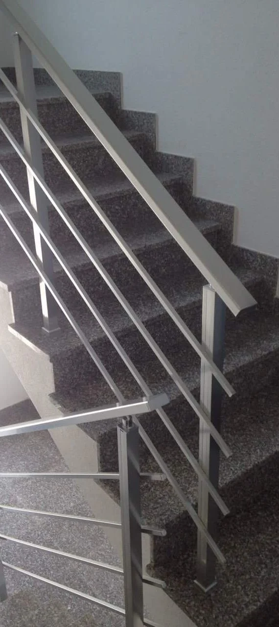 Aluminijska ograda unutarnjeg stubišta